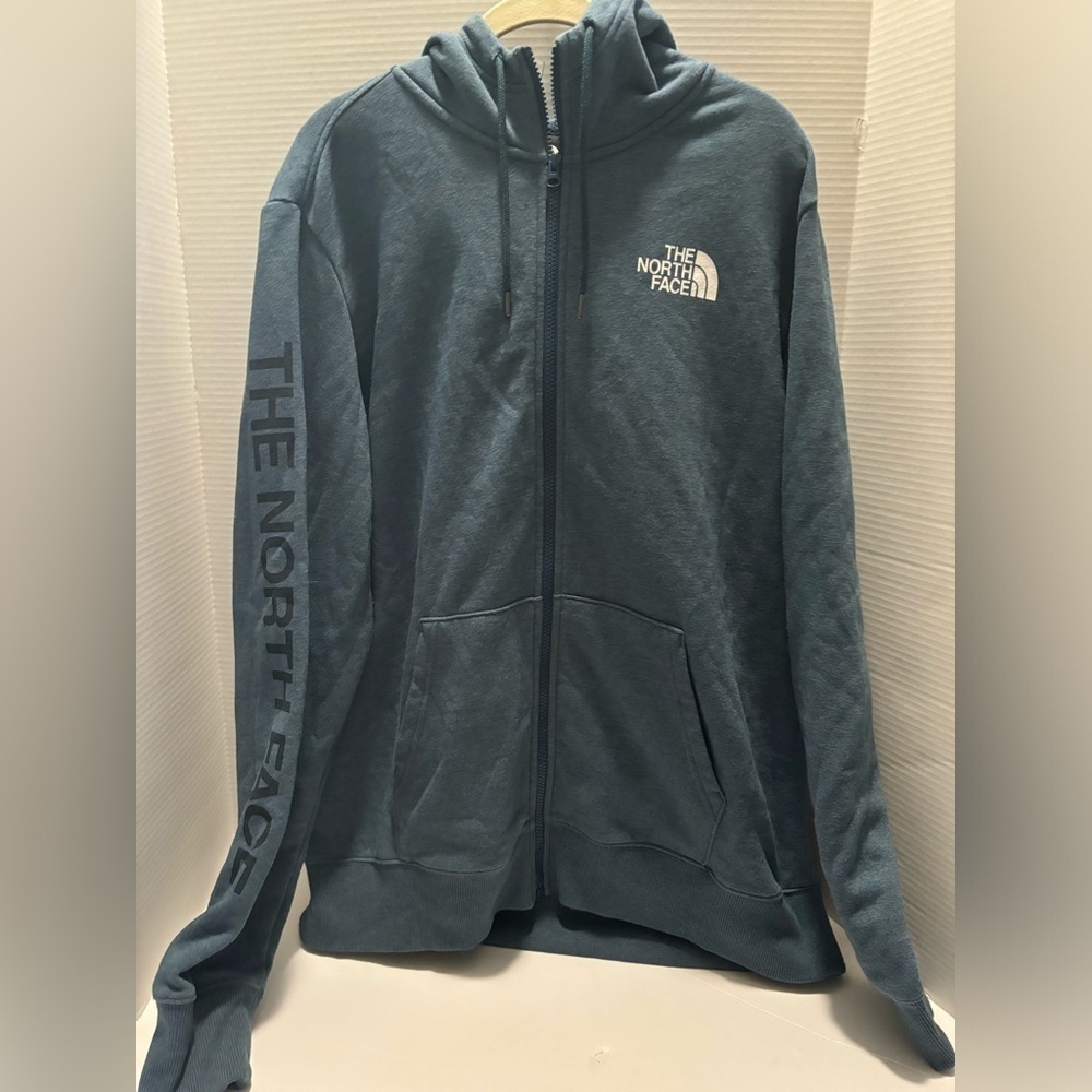 Men’s North Face Zip Up Hoodie